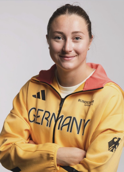 Bobfahrerin Lena Schwöbel 