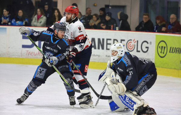 CEHL-Erfolg für EHC Neuwied