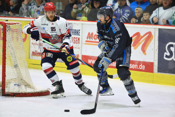 CEHL-Erfolg für EHC Neuwied