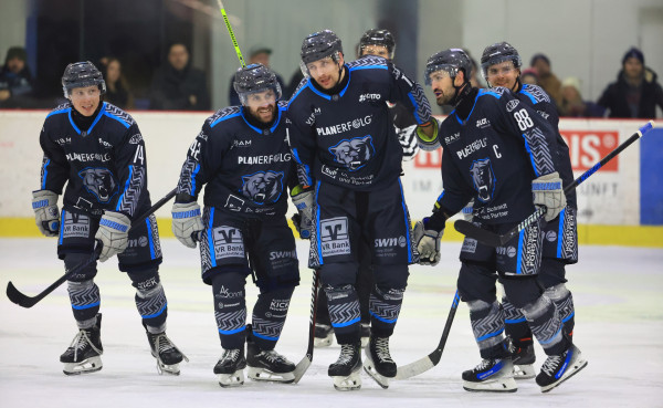 CEHL-Erfolg für EHC Neuwied