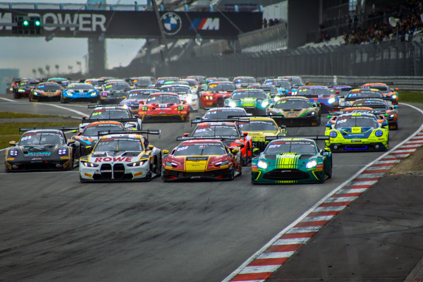 Nürburgring: GT World Challenge 